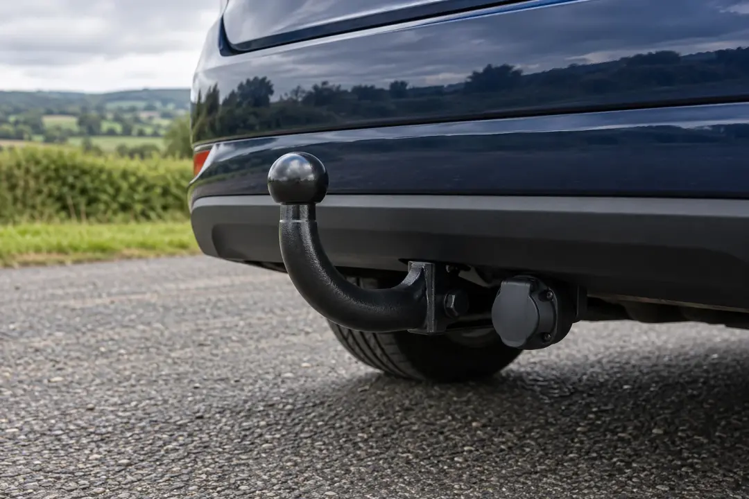 Swan neck towbar fitted under a car bumper